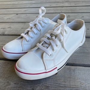 2/$30 || Classic White Low-Top Sneakers